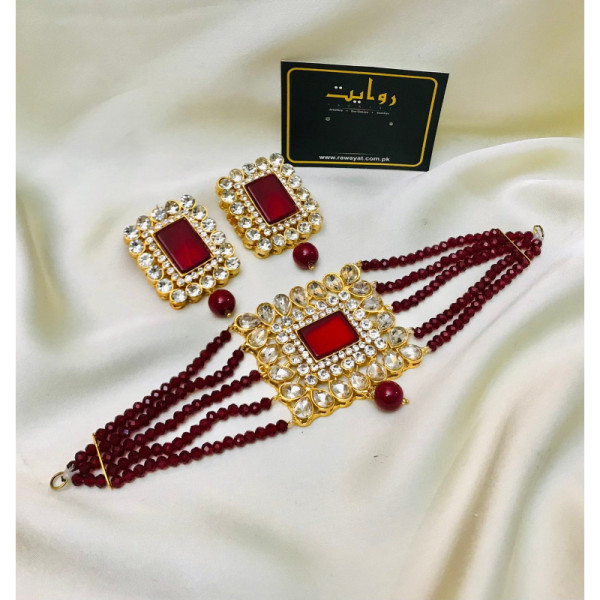 Laraib (Maroon)