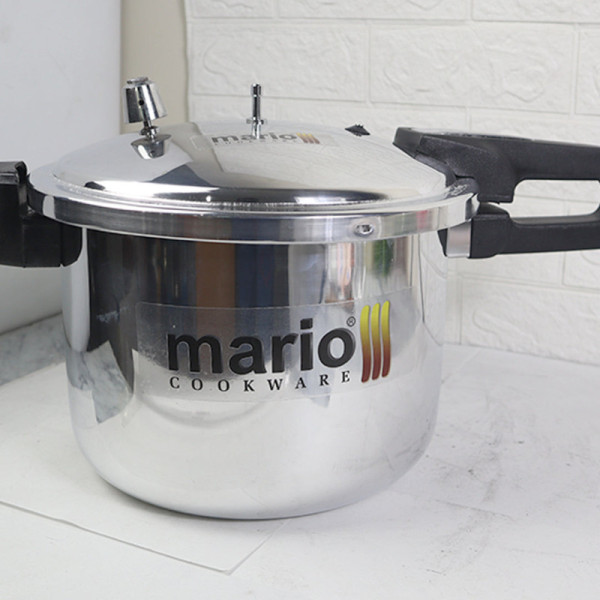 Super Mario Pressure Cooker